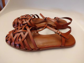 Sandalias Tintoretto Marrones Planas