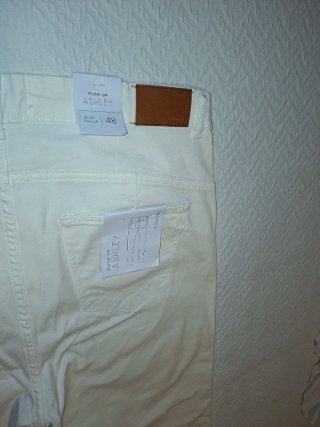 Pantalón Couchel Verano T.48 Beige. Push up