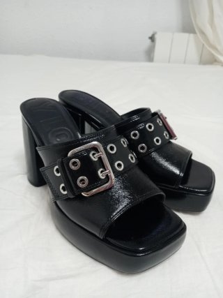 Sandalias plataforma sin estrenar