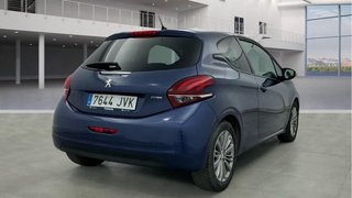 Peugeot 208 2016