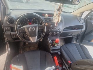 Mazda 5 2011