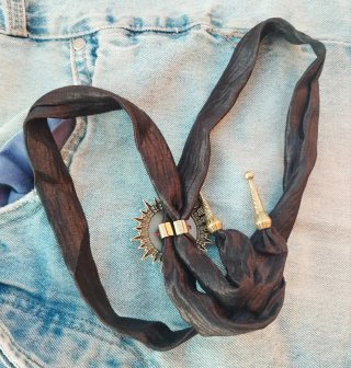 Bolo tie Sol rojo Estilo Western Corbata cowboy