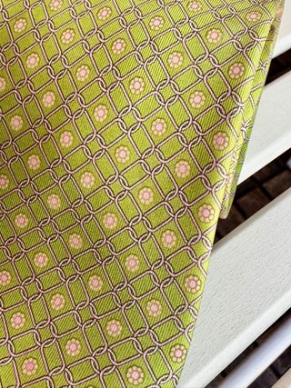 Corbata de seda verde y rosa