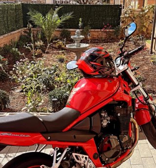 Suzuki Bandit 650 GSXF 2005 Roja