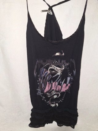 Camiseta tirantes negra con estampado