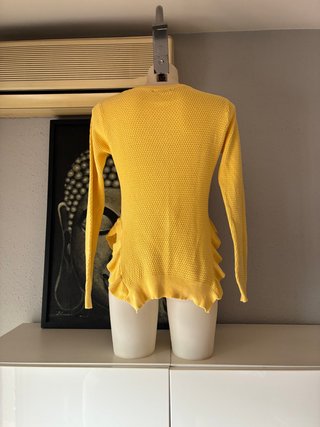 Jersey de color amarillo. Tiffosi. Talla S