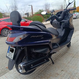 Yamaha Majesty 400 Maxi Scooter Azul/Plata