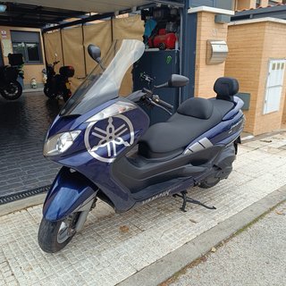 Yamaha Majesty 400 Maxi Scooter Azul/Plata