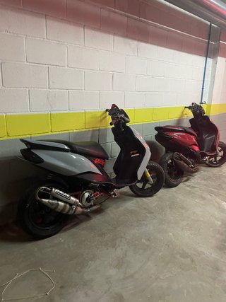 Yamaha Jog RR Negra