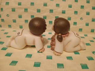 Bimba gattona con teddy / bimbo gatto thun