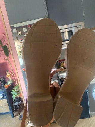 Sandalias de piel marrón  Poco uso , como nuevas