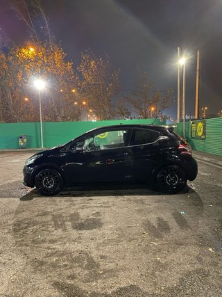 Peugeot 208 GTI 2014