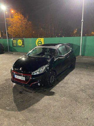 Peugeot 208 GTI 2014