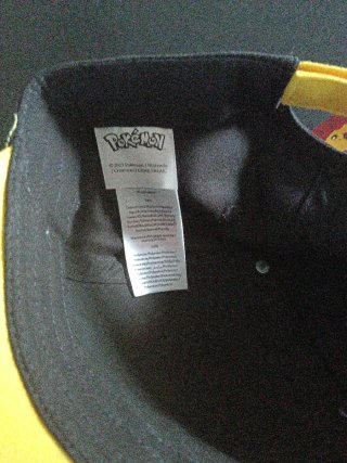 Gorra Pokémon Pikachu Negra y Amarilla