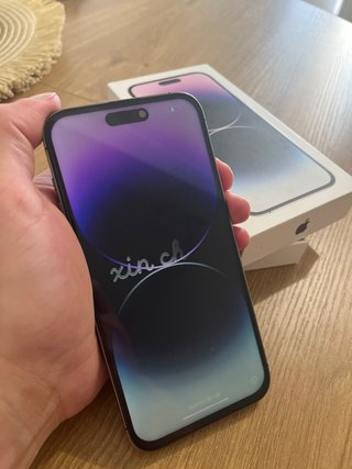 iPhone 14 Pro Max Morado