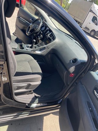 Peugeot 3008 2015