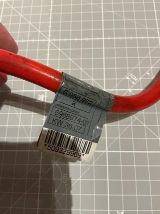 Cable Batería Positivo BMW E90 E91 E92 E82 X1