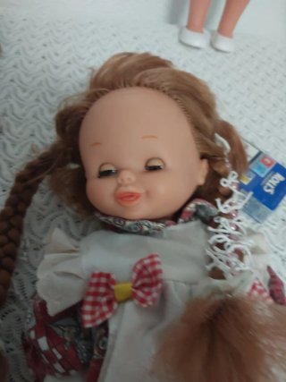 Muñeca antigua famosa