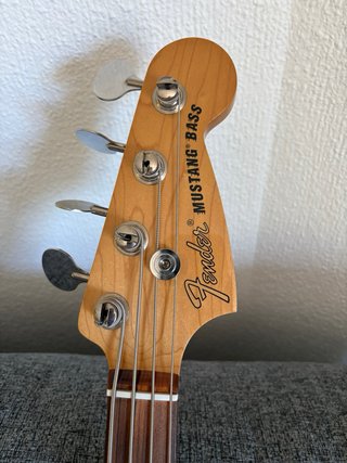 Fender Vintera Mustang Bass 3TS