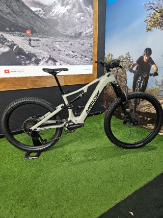 Amflow PR Carbon