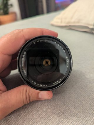 Mamiya Sekor 60mm f/2.8 Macro M42