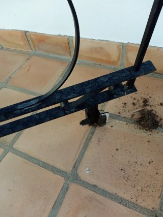 Reja de hierro para hueco de escalera
