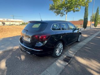 Opel Astra 2014
