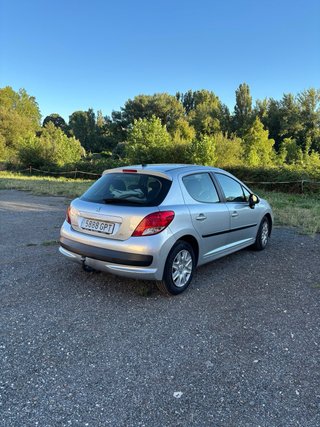 Peugeot 207 2009