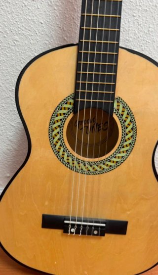 Guitarra Clásica sin usar