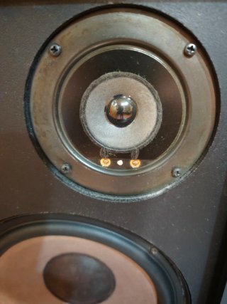 Altavoces Grundig Negros