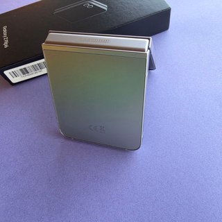 Samsung Galaxy Z Flip 6 256GB