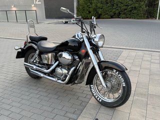 Honda VT 750 C Cruiser Negra