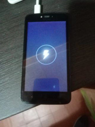 Móvil Motorola Negro. 10€ solo hoy