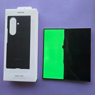 Samsung Z Fold 7, Pantalla Interior Rota