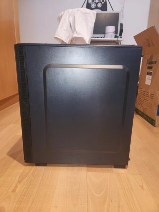Caja Gaming Megaport RGB