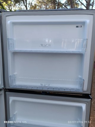 Frigorífico Grande Hisense 1.70m No Frost (Inox)