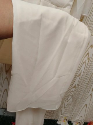 Mono de novia  blanco bordado pedrería