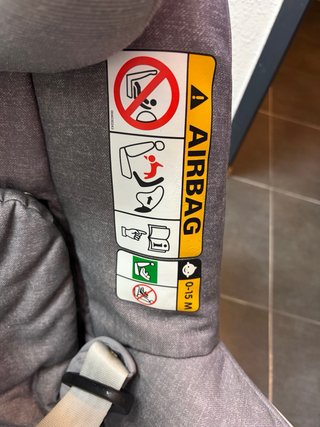 Silla de coche para bebé gris