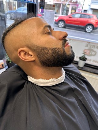 Corte de pelo y barba