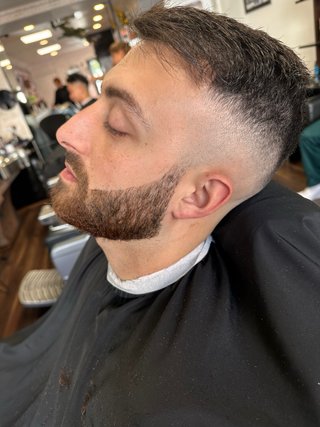 Corte de pelo y barba
