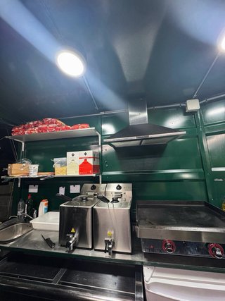 Foodtruck Totalmente Equipada a la Venta