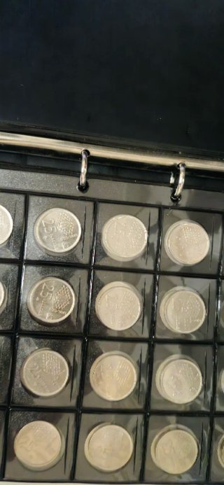 Lote 113 monedas de 25 pesetas