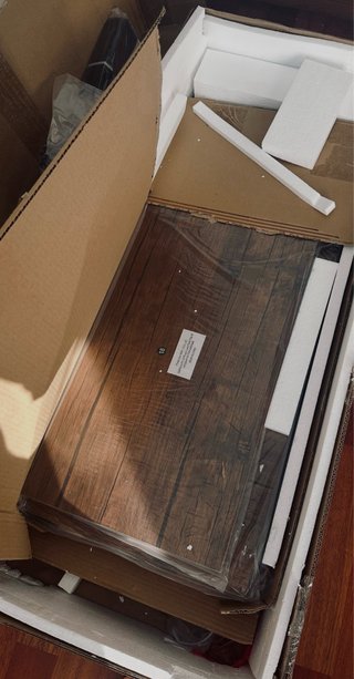 Cama alta 90x200 con escritorio y estanterías
