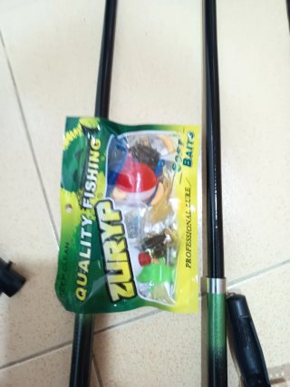 2 Cañas de Pescar 1.80m + Accesorios