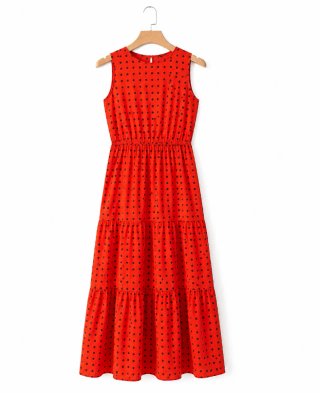 Vestido rojo con lunares negros