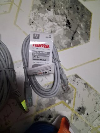Cables de Red Hama CAT 5e (1,5m y 5m)