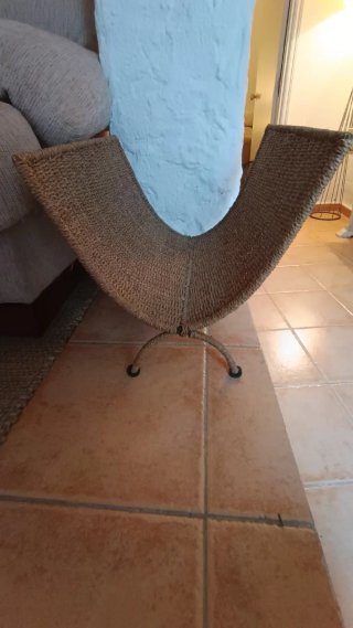 Revistero de yute beige y marrón