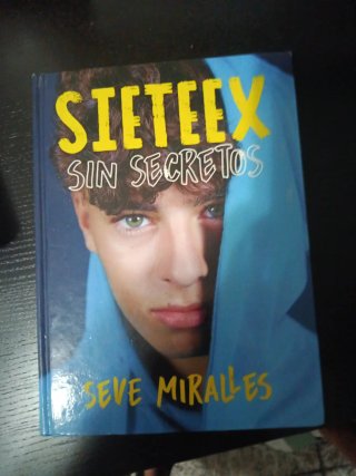 Pack 4 libros de diferentes influencers