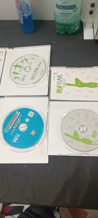 Set Giochi Nintendo Wii Fit Plus & Family Trainer