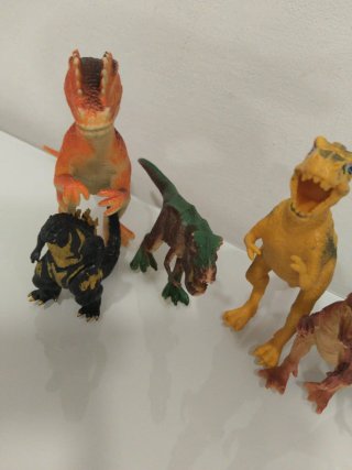 Conjunto de 6 dinosaurios de juguete